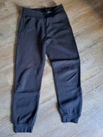 Jogginghose Sweat schwarz H&M Gr. 152 Nordrhein-Westfalen - Beelen Vorschau