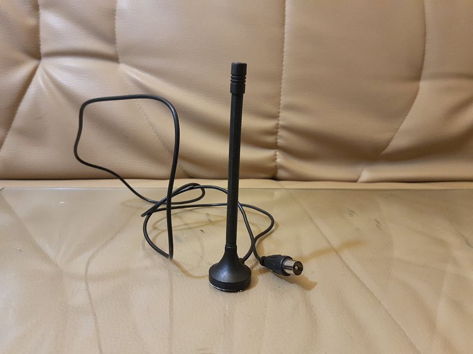 Standantenne Antenne Stabantenne AM FM Kabel 100cm in Sachsen - Ostrau, Weitere Audio & Hifi Komponenten gebraucht kaufen