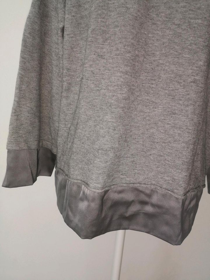 Neu Rinascimento Pullover grau Sweatshirt Gr 38 M in Waghäusel