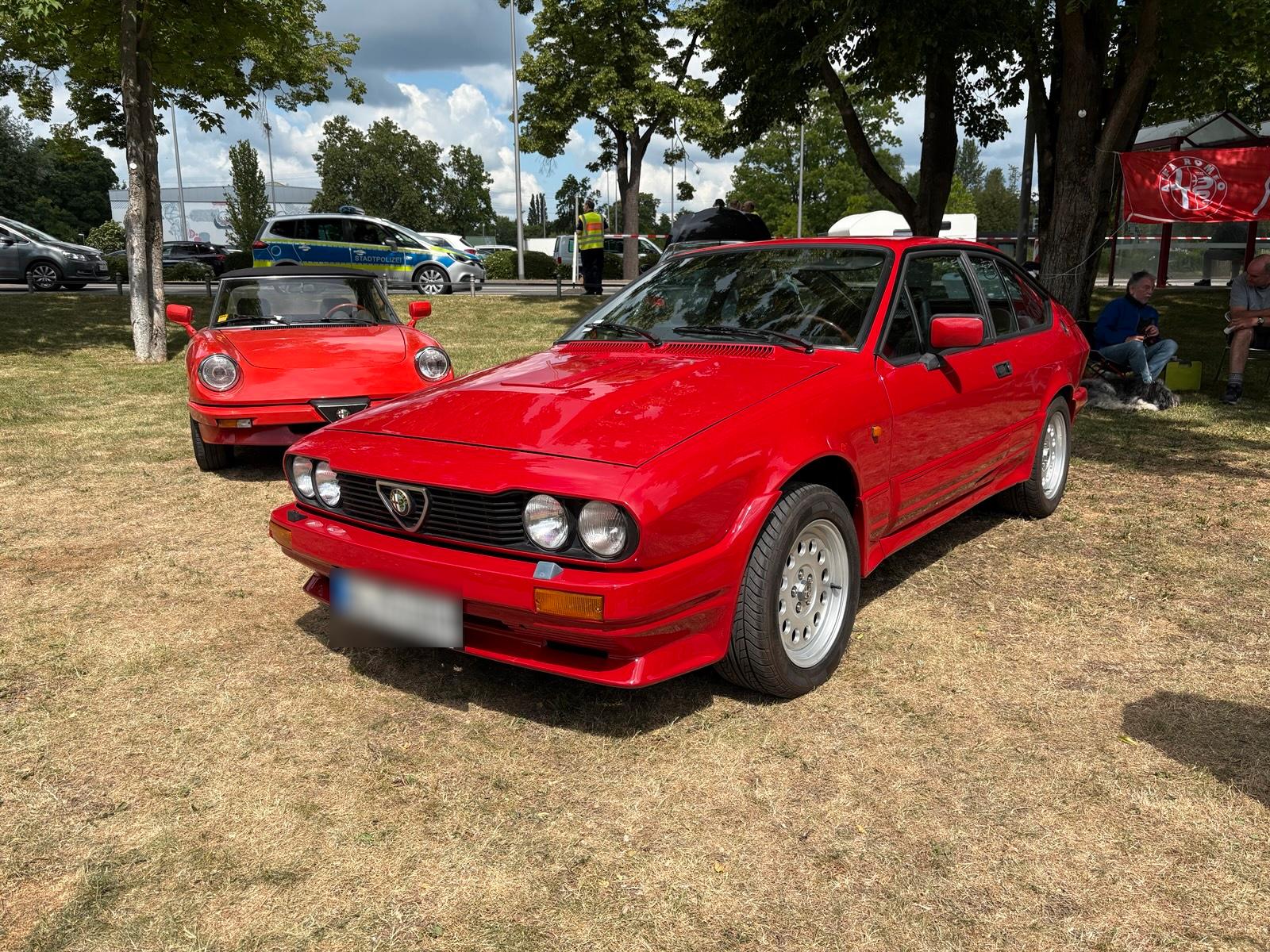 Abbildung des Autos Alfa Romeo GTV6 2.8 Glei…