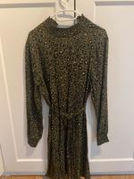 khaki Leoprint Kleid von Vila mit Rollkragen/ Leo Kleid Vila Hessen - Eichenzell Vorschau