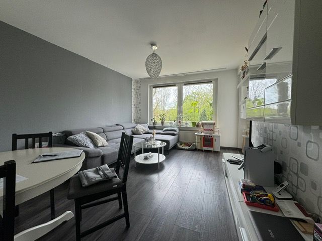 Schöne 3-Zimmer-Eigentumswohnung mit Balkon in gepflegtem Mehrfamilienhaus in Witten. in Witten