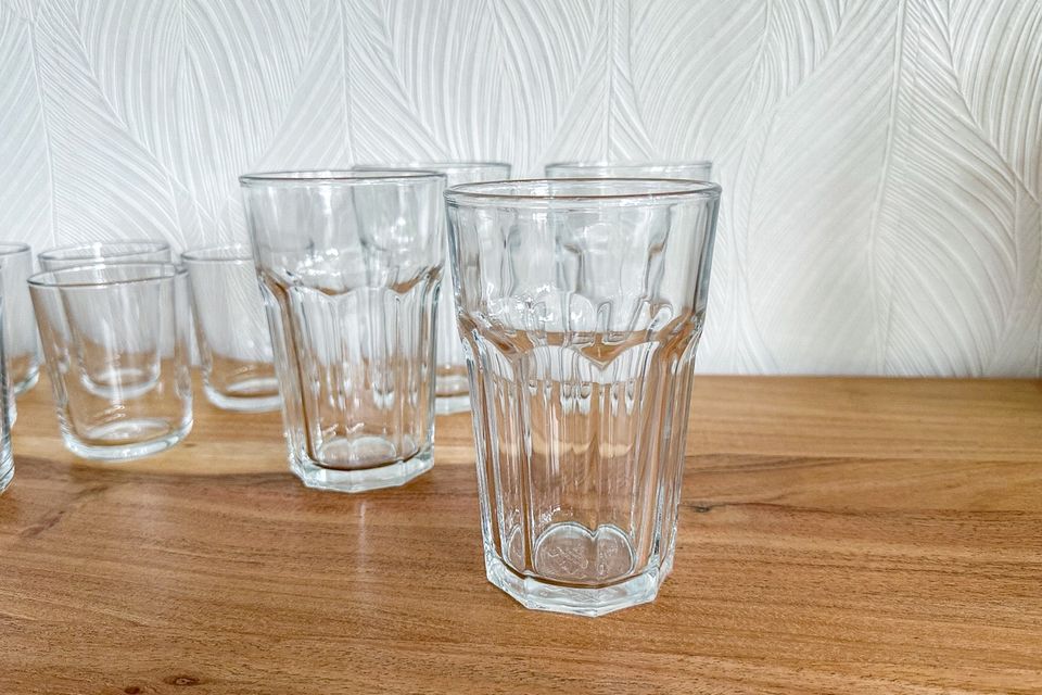 10x Trinkgläser Glas transparent in Voerde (Niederrhein)