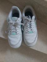 Nike Air Max,  weiß/türkis,  38,5.. Hessen - Bad Soden am Taunus Vorschau