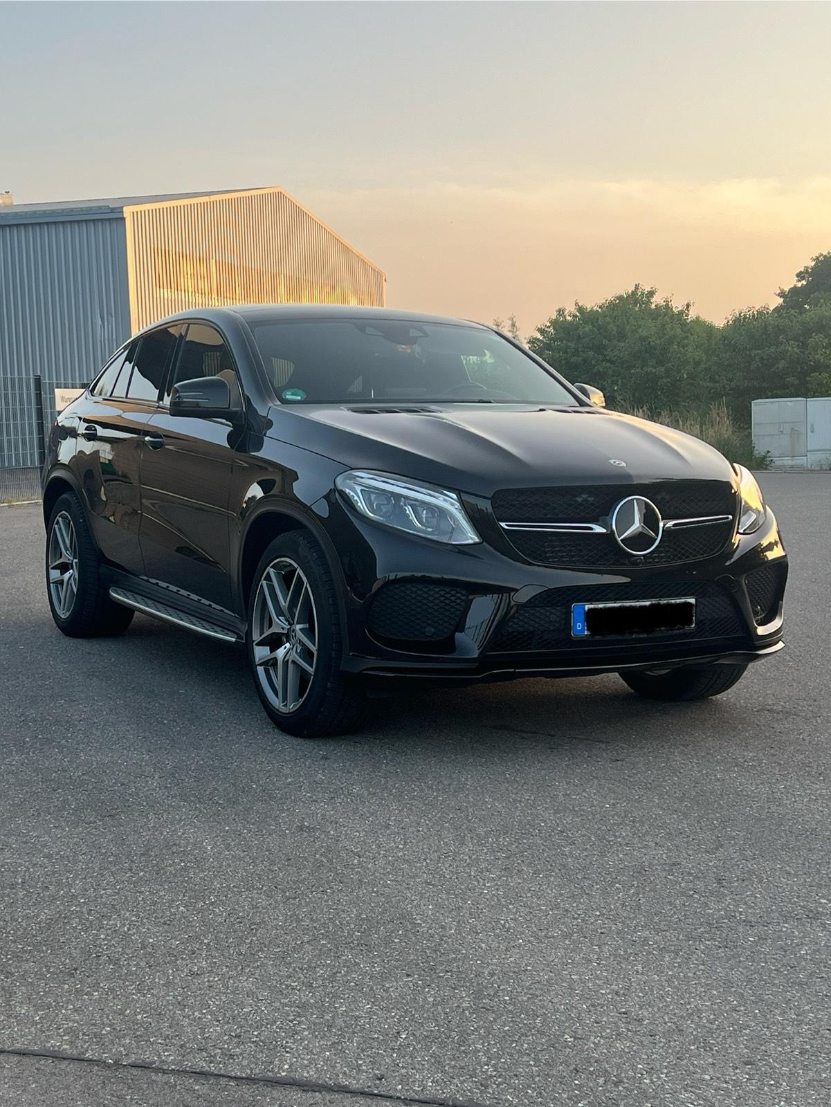 Abbildung des Autos Mercedes-Benz GLE 350d C…
