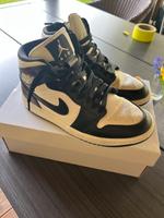 Nike Jordan 1 Größe 37,5 neuwertig! Hessen - Eichenzell Vorschau