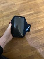 Schwarze Nike Handytasche Düsseldorf - Bilk Vorschau