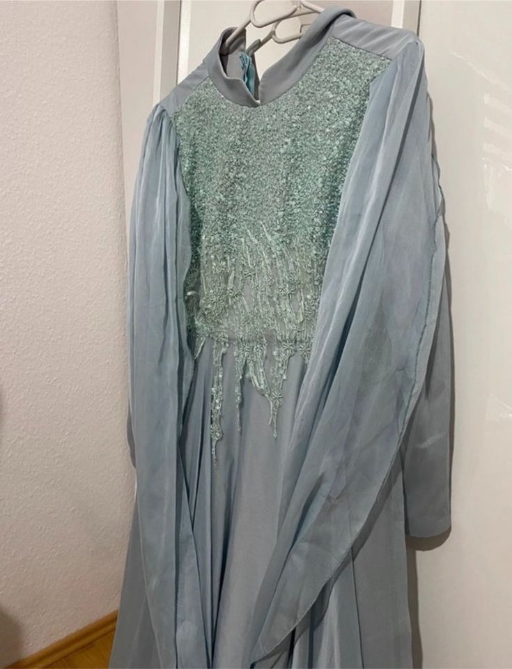 Gamze Özkul Hijab Abendkleid/ Verlobungskleid Neu in Bochum