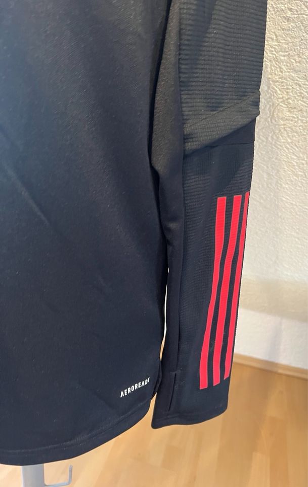 Adidas FC Bayern München Half-Zip Pullover Trikot Größe M neu in Glauchau