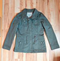 Kurzparka/Jacke von Esprit Größe 40 Bayern - Ebern Vorschau