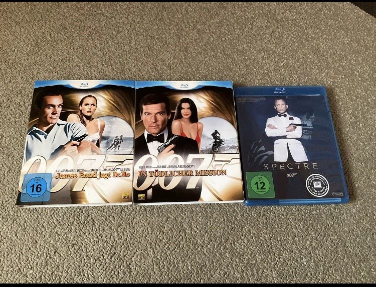James Bond 007 3 Blu Ray‘s. in Marklohe