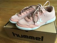 Hummel Turnschuhe Sportschuhe Gr. 40 Schleswig-Holstein - Hollingstedt Vorschau