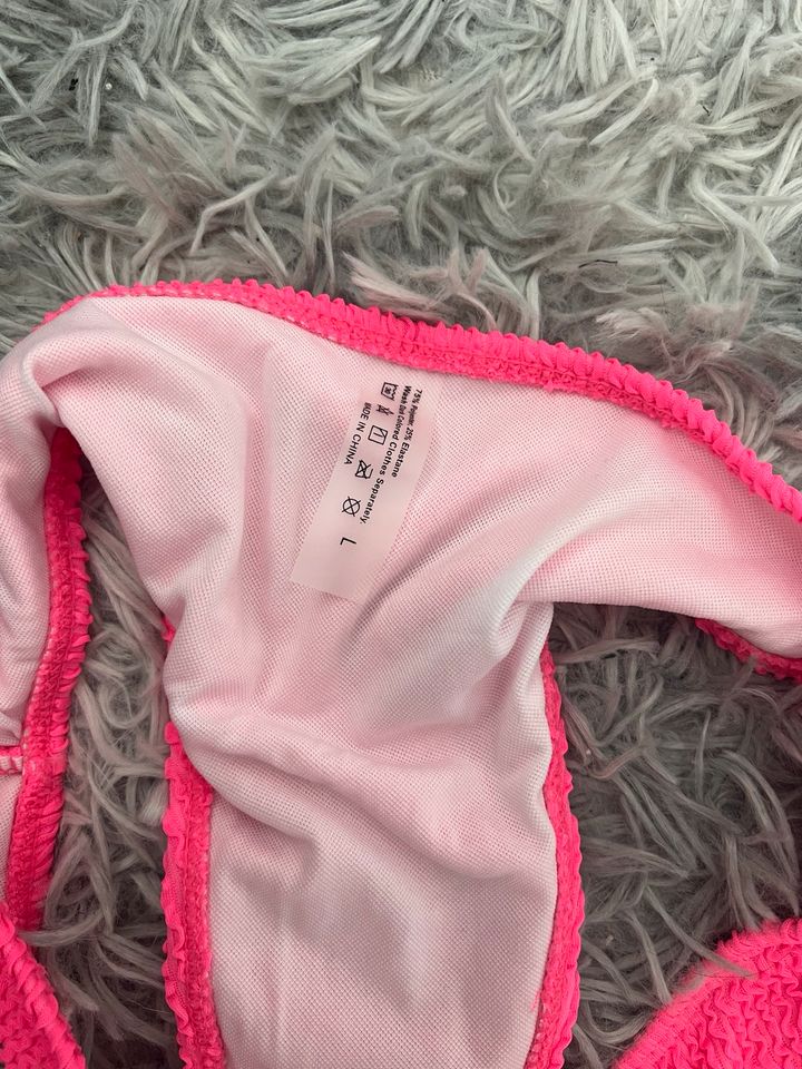 Bikini Mit Rock Pink NEU in Crossen an der Elster