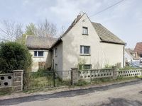 AUKTION: Wohnhaus in ruhiger Ortsrandlage Thüringen - Windischleuba Vorschau