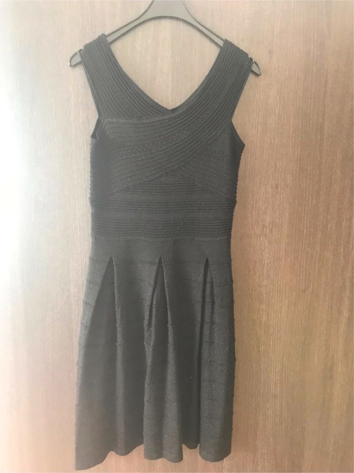 Schwarzes Kleid Gr 38 Marke Orsay in Stuttgart