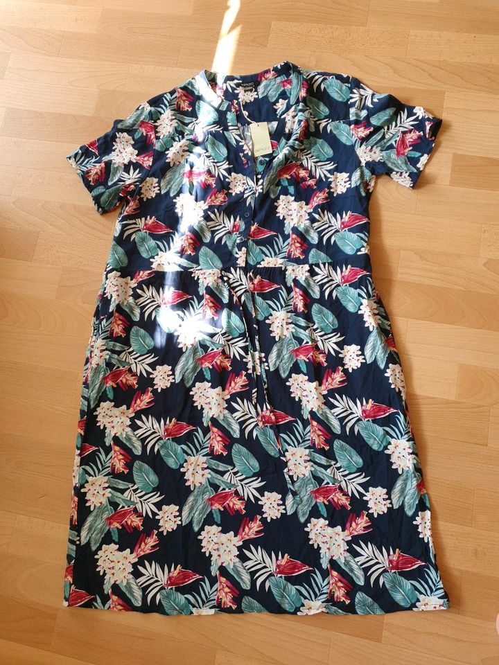 Damen Kleid blau Blumen gr. 48 neu Sommer in Kahla