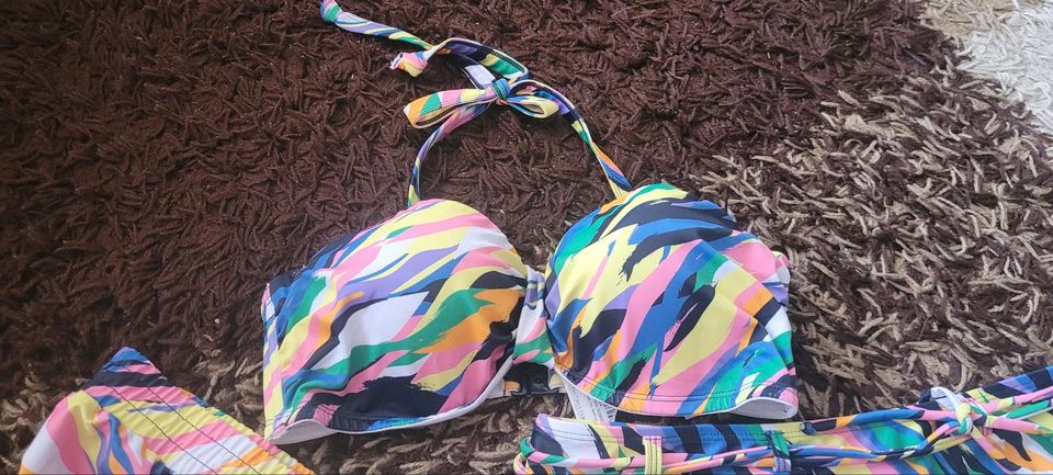 Damen 3 teilige Bikini Set  . Gr. 48/50 , 80C in Duderstadt