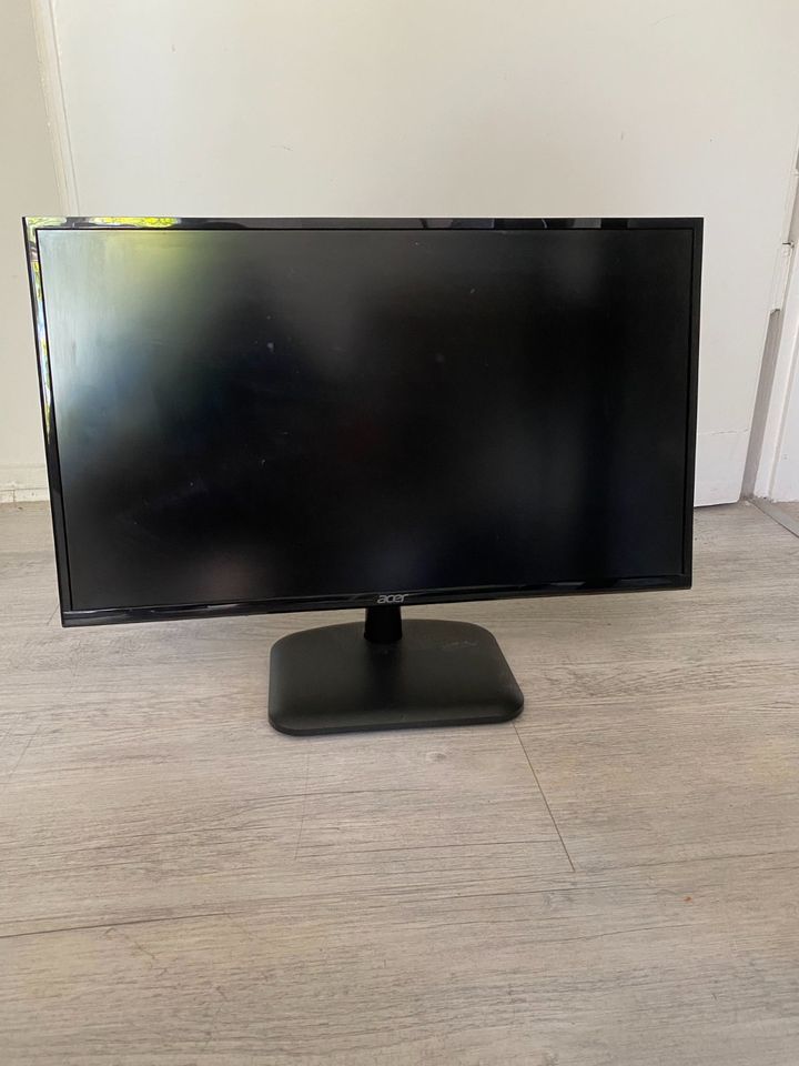 Acer EK240YC 24" Full HD Schwarzer Monitor in Berlin