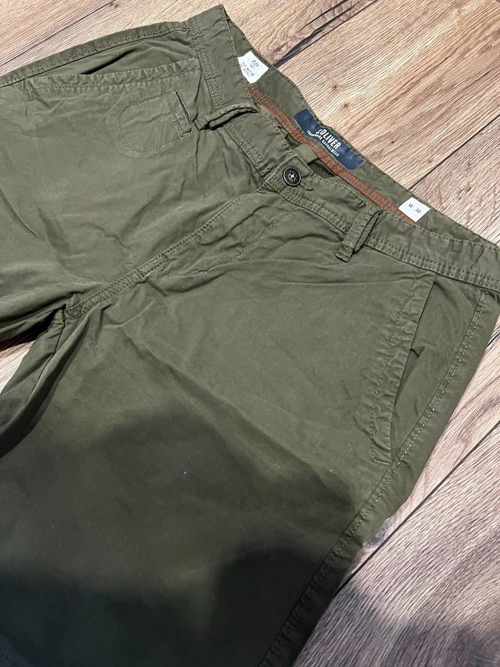 S. Oliver kurze Hose Short Gr. M W: 30 Herren wie neu! Chino Grün in Wörth an der Isar