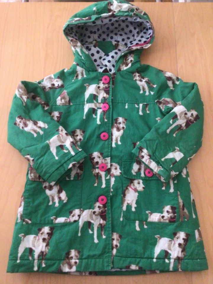 Mini Boden ⭐️ Jacke Übergang grün Gr. 116 122 ⭐️ Hunde in Frankfurt am Main