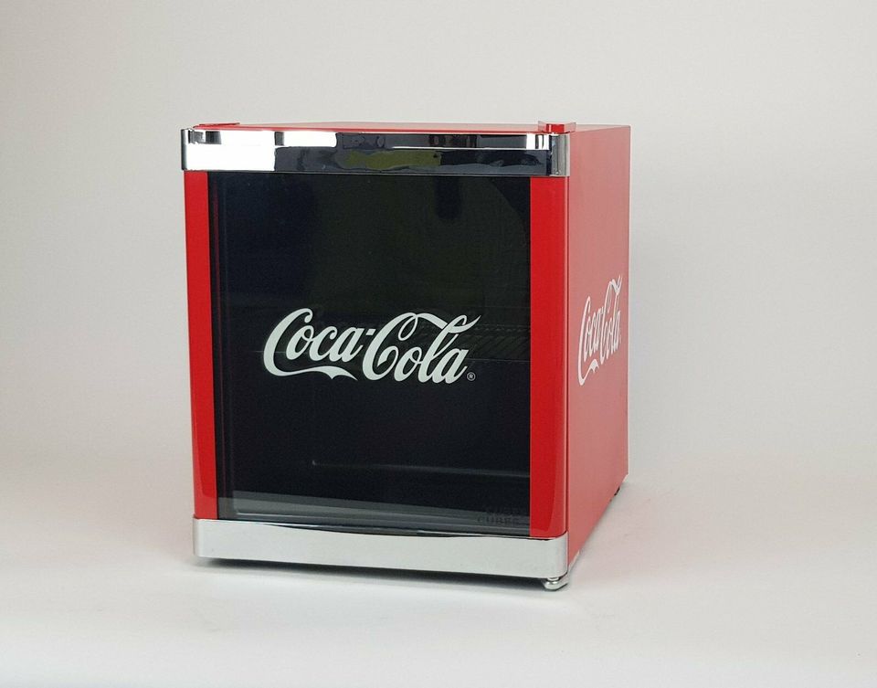 Kühlschrank Getränkekühlschrank CUBES CC 165, Husky Coca Cola 50L in Fischbach