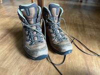 Gebrauchte Lowa Wanderschuhe Leder Gr. 38 zu verschenken Baden-Württemberg - Konstanz Vorschau