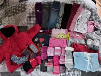 Winterkleidung 39 tlg. Mädchen Gr. 80 XXL Paket u.a. Jacke Hose Niedersachsen - Wohnste Vorschau