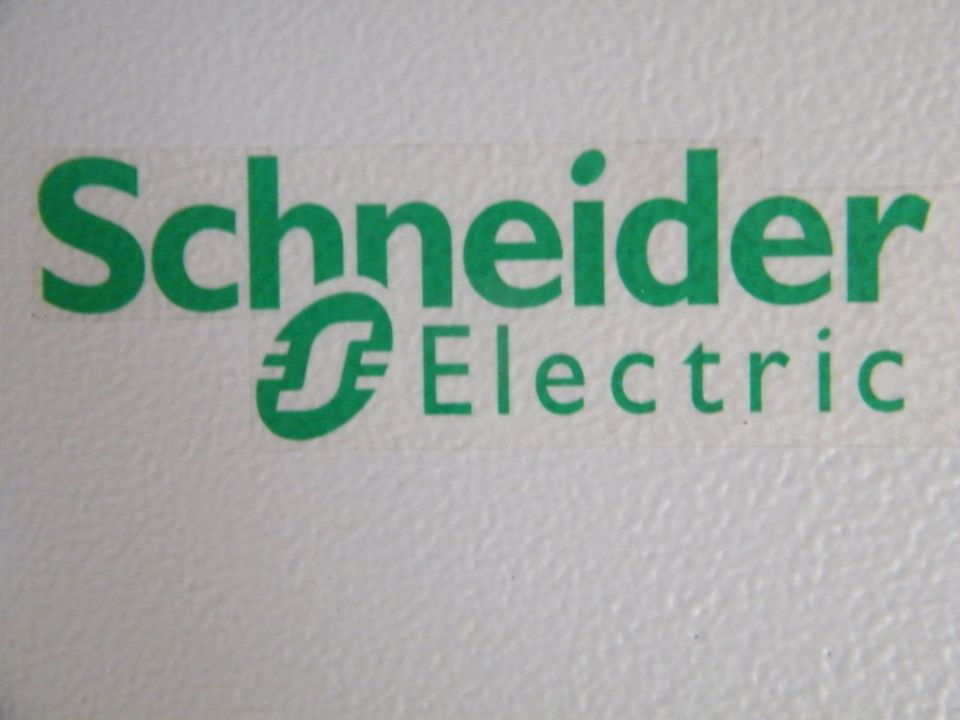 SCHNEIDER FREQUENZUMRICHTER ALTIVAR 61 W / E 5 PROFIGERÄT E-MOTOR in Nennhausen