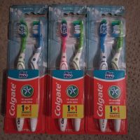 3x 2er Set Colgate Zahnbürste Max White für 3 € - KEIN VERSAND München - Pasing-Obermenzing Vorschau