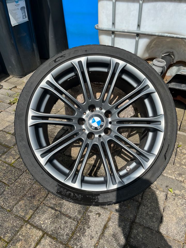 BMW Felgen 19 Zoll AC MB1 in Neitersen