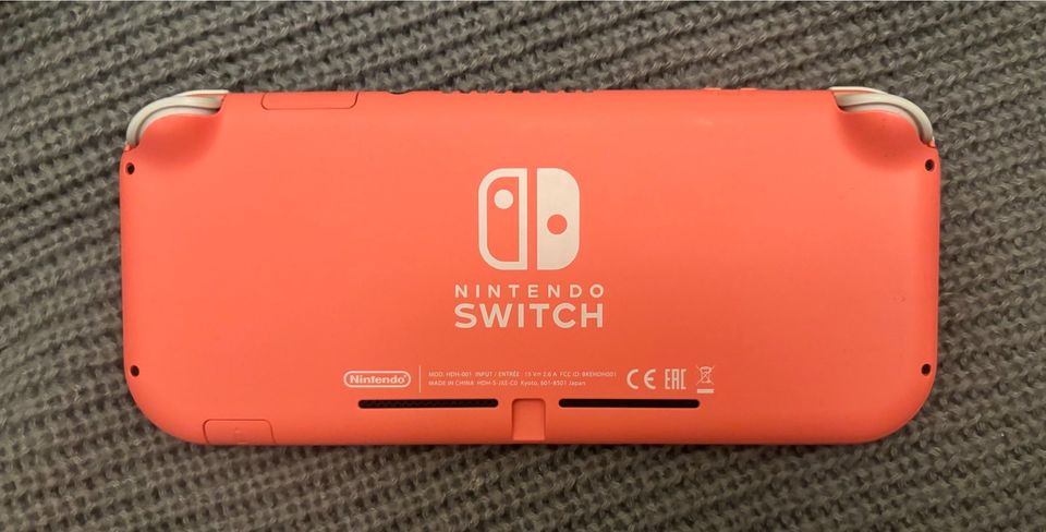 Nintendo Switch Lite in Velbert