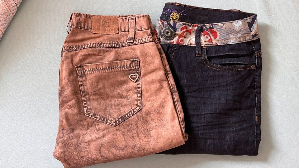 Wunderschöne Jeans / Hosen von Desigual & Please in Wertheim