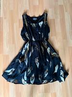 Apricot Kleid Schwarz mit Blättermuster Bayern - Augsburg Vorschau