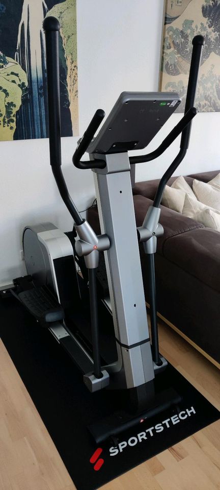 Sportstech lcx800 crosstrainer in Frankfurt am Main