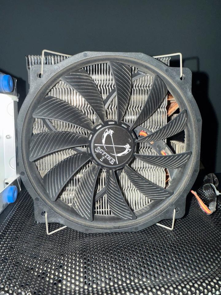 Pc Tower Gehäuse CMStacker Coolermaster schwarz mit Lüfter in Frankfurt am Main