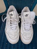 Adidas Damen Turnschuhe Sneaker weiß Schleswig-Holstein - Lübeck Vorschau