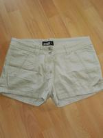 Hailys leichte kurze Shorts Stoffhose Gr. L grau/beige Sachsen - Thum Vorschau