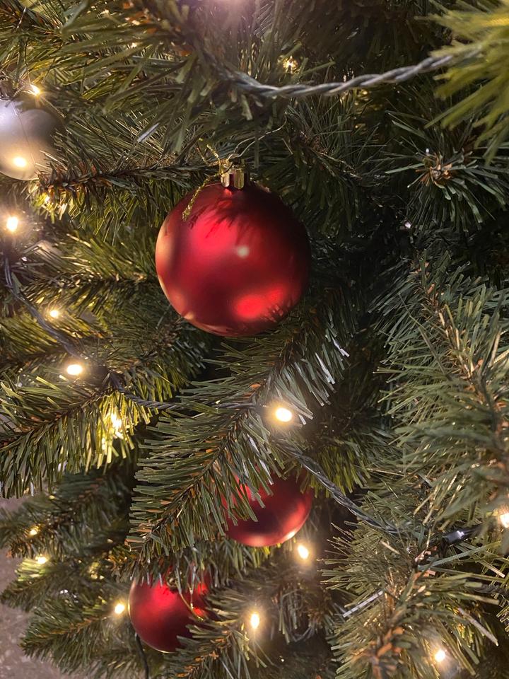 Künstlicher Tannenbaum grün 180cm mit PVC Nadeln #MG80180B2 in Jettenbach