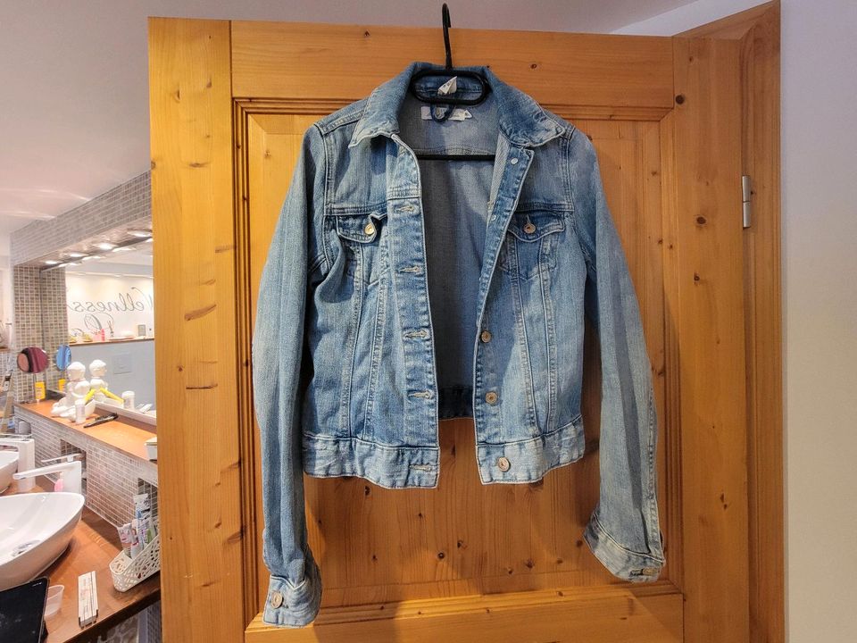 Jeansjacke Gr. XS/34 in Zschadraß