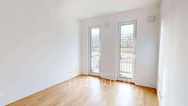 HEINRICHS: helle & moderne 2-Zimmerwohnung im 1. OG beim Steincenter in Freising mit Balkon in Freising