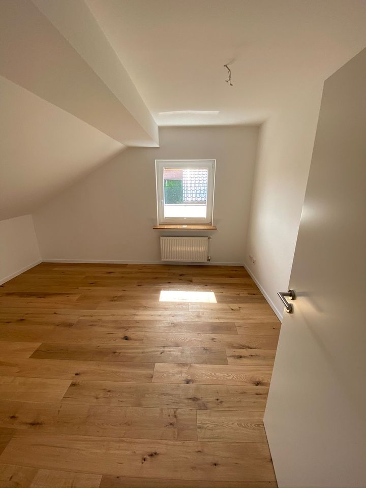 Zwei Zimmer Wohnungen ( Küche Bad mit Abstellraum) in Künzell