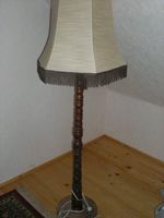 Stehlampe aus gedrechseltem Holz Sachsen-Anhalt - Jessen (Elster) Vorschau