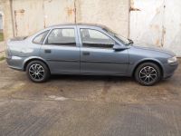 Verkaufe einen Opel Vectra B 1,8 L Sachsen-Anhalt - Köthen (Anhalt) Vorschau