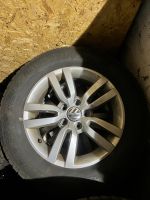 VW Tiguan Winterräder Original 215/65 R16 98H Niedersachsen - Osterwald Vorschau