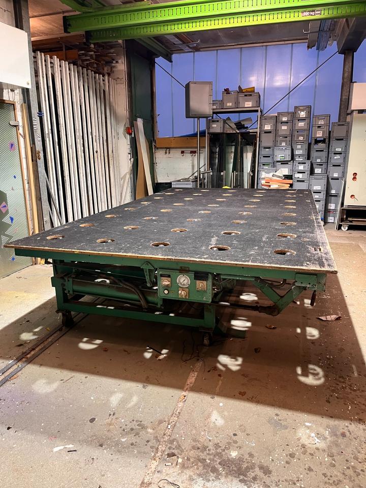 Auflösung einer Glaserei - Glas, Bearbeitungsmaschinen in Cuxhaven