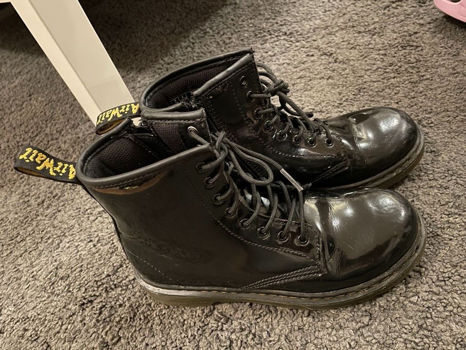 Dr. Martens Doc Air wair Stiefelette schwarz Gr. 36 bouncing in Kissenbrück