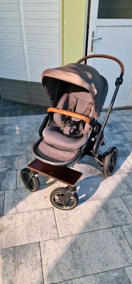 MaxiCosi Nova4 Kinderwagen Komplett in Mainz