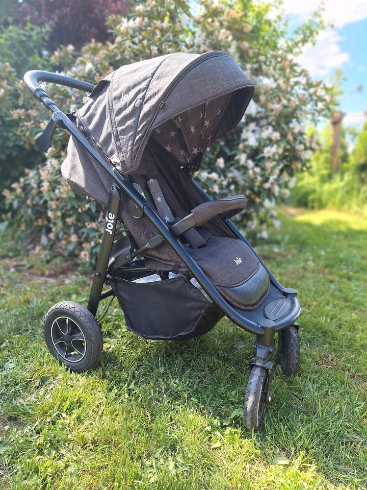 Joie Litetrax 4 buggy Sportwagen baby in Spremberg