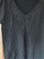 Shirt für Damen in der Größe 42 von Comma, Khaki Thüringen - Gerstungen Vorschau