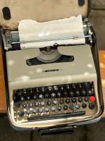 Alte Schreibmaschine Lettera 22 von OLIVETTI Nordrhein-Westfalen - Erftstadt Vorschau